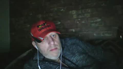 Snapshot of kona_blast chatting on February 2025 11:25:02 PM Neil online show from February 2025 11:25:02 PM