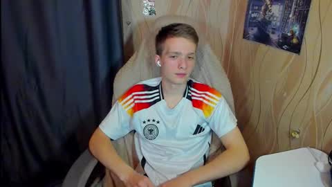 Snapshot of konnor_deviant chatting on October 2025 11:14:01 PM konnor_deviant online show from October 2025 11:14:01 PM