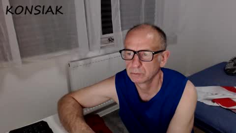 Komsiak online show from September 2025 08:08:02 PM