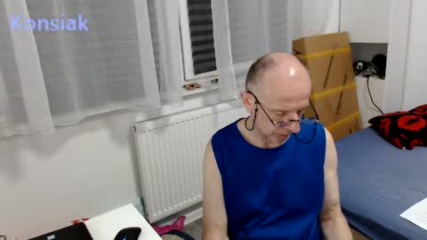 Komsiak online show from May 2026 06:24:02 PM