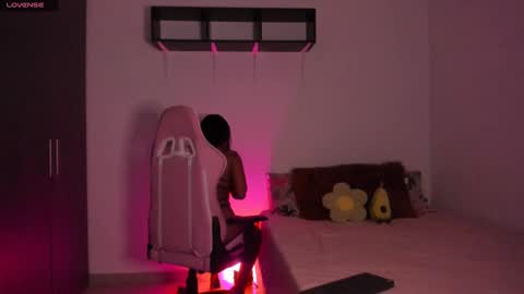 Snapshot of kony_parker chatting on December 2024 09:28:01 PM Kony Parker online show from December 2024 09:28:01 PM
