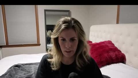 Snapshot of koralynn777 chatting on December 2025 04:07:01 AM KoraLynn777 online show from December 2025 04:07:01 AM