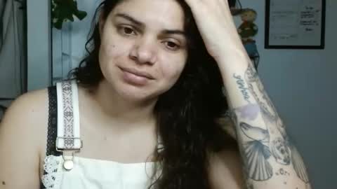 Karoll online show from October 2025 12:21:02 AM