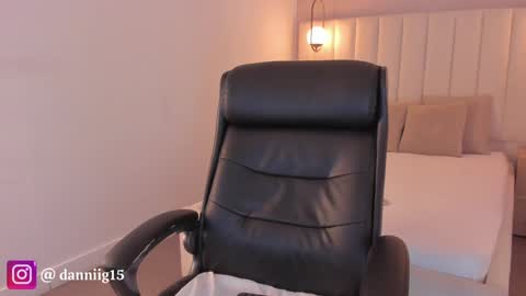 Snapshot of kosmic_21 chatting on December 2024 11:44:01 AM K O S M I C online show from December 2024 11:44:01 AM