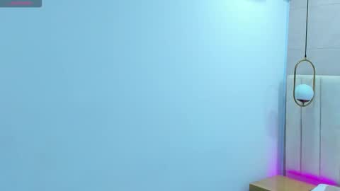 K O S M I C online show from December 2025 12:31:02 PM