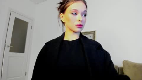 Snapshot of kossie_ chatting on October 2025 06:08:01 PM kossie_ online show from October 2025 06:08:01 PM