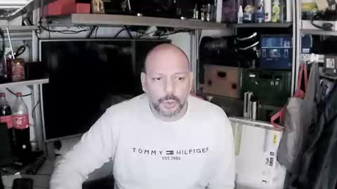 Kosta online show from January 2025 01:15:01 PM