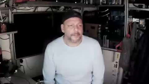 Kosta online show from January 2025 07:11:01 PM