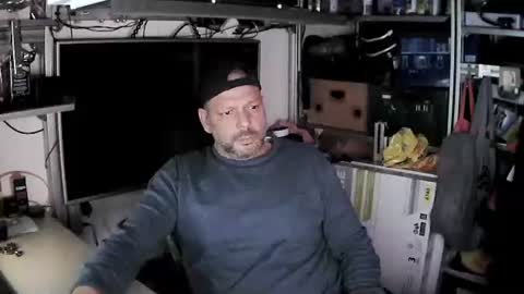 Kosta online show from February 2025 07:14:01 PM