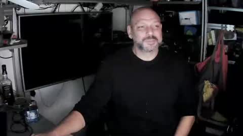 Kosta online show from October 2025 06:41:01 PM