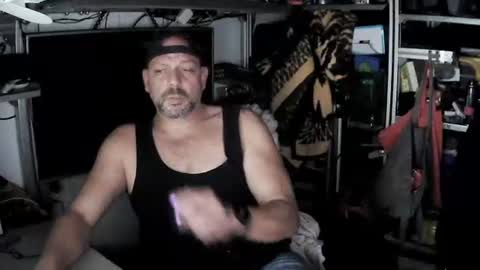 Kosta online show from November 2025 05:52:01 PM