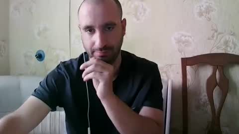 Snapshot of kostua31 chatting on October 2025 06:44:01 AM kvg-1994 online show from October 2025 06:44:01 AM