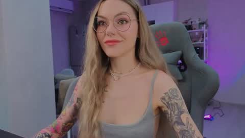Jess online show from July 2026 09:00:01 AM