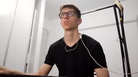 Snapshot of kpo10 chatting on March 2026 03:48:01 PM Facu online show from March 2026 03:48:01 PM