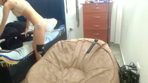 kratos_and_afrodita online show from September 2025 11:09:02 PM