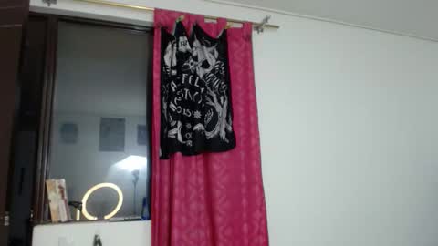 kratos_and_afrodita online show from December 2025 12:27:02 AM