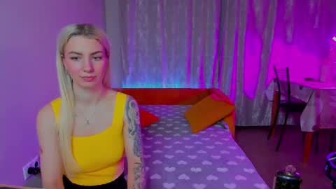 Snapshot of kratoslisandra chatting on February 2025 08:20:02 PM Lisandra online show from February 2025 08:20:02 PM