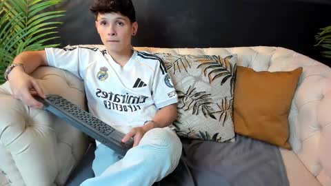 Kraven online show from October 2025 03:17:02 AM