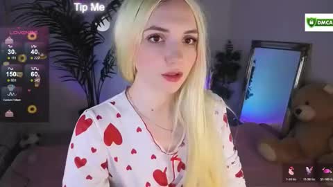 Kris kiskis online show from November 2025 04:34:01 AM