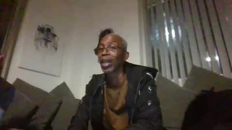 Snapshot of krisangels1 chatting on October 2025 09:13:02 PM Kris and Angels Summer Snowy IvY online show from October 2025 09:13:02 PM