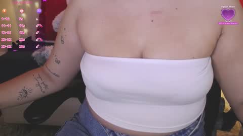 Snapshot of krishnaveni435486 chatting on December 2025 12:55:01 PM Krish online show from December 2025 12:55:01 PM