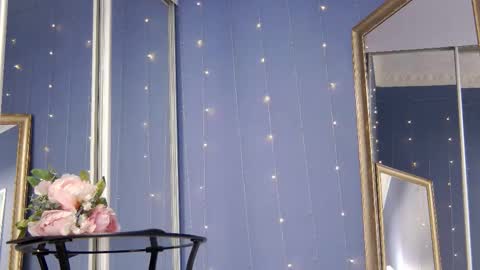 kriskras__ online show from October 2025 05:15:02 AM