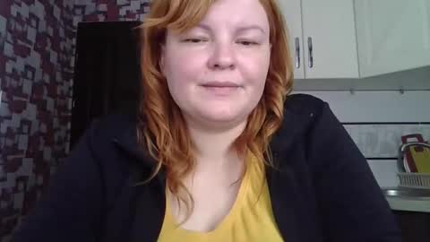 Snapshot of krisryxoniks chatting on May 2026 06:31:02 AM KrisryxONiks online show from May 2026 06:31:02 AM