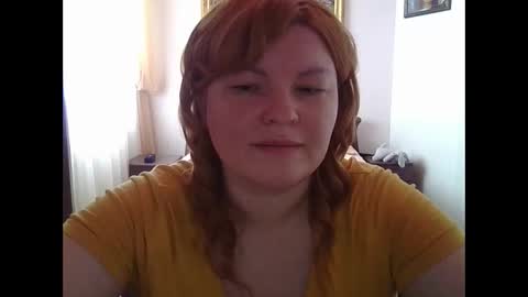 Snapshot of krisryxoniks chatting on May 2026 05:25:03 AM KrisryxONiks online show from May 2026 05:25:03 AM