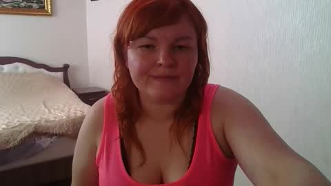 Snapshot of krisryxoniks chatting on June 2026 06:52:02 AM KrisryxONiks online show from June 2026 06:52:02 AM