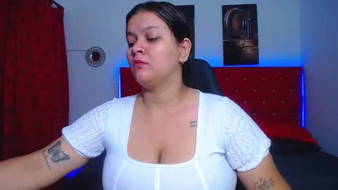 kriss_sweetboobs online show from February 2025 12:26:02 PM