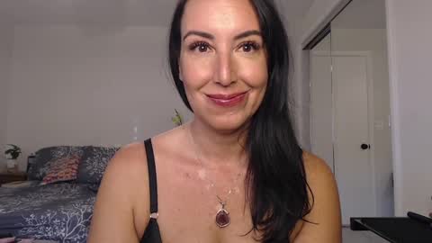 Snapshot of krissy2024 chatting on December 2024 01:00:01 PM Krissy online show from December 2024 01:00:01 PM