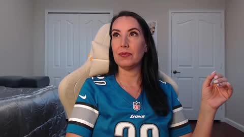 Snapshot of krissy2024 chatting on December 2024 12:38:01 PM Krissy online show from December 2024 12:38:01 PM