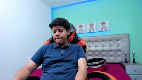 Snapshot of krist_palma chatting on February 2025 09:20:02 PM krist_palma online show from February 2025 09:20:02 PM