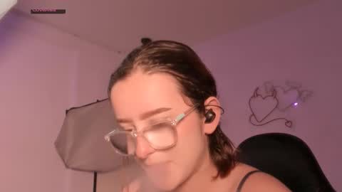 kristal online show from October 2025 12:22:02 PM