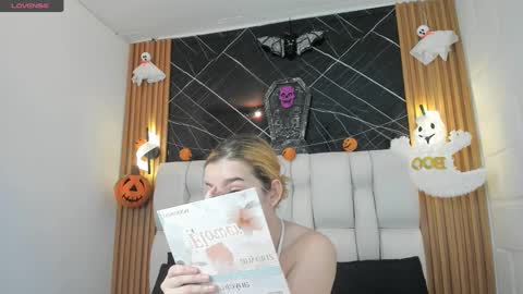 kristal online show from October 2025 12:42:02 PM