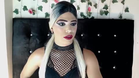 kristal_queen01 online show from June 2026 10:14:02 AM