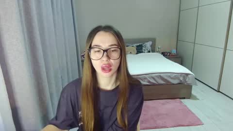 twitter    Annemarye 23 online show from December 2025 08:01:02 AM