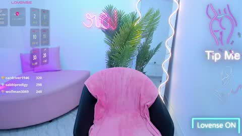 kristen_tay online show from February 2025 09:36:02 AM