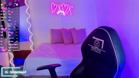 kristen_tay online show from October 2025 03:18:02 AM