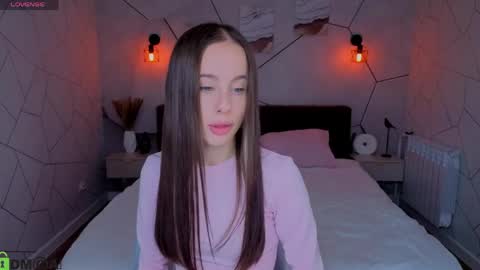 Kristi online show from May 2026 09:04:01 AM