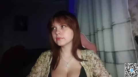 Snapshot of kristibloom chatting on September 2025 06:08:02 PM Christie online show from September 2025 06:08:02 PM