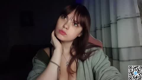 Snapshot of kristibloom chatting on October 2025 06:17:01 PM Christie online show from October 2025 06:17:01 PM