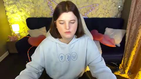 kristifoxy online show from March 2026 06:17:02 AM