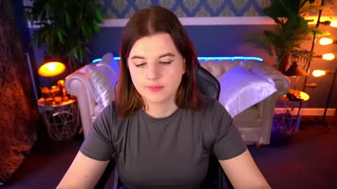 kristifoxy online show from June 2026 12:19:02 PM