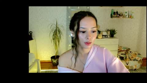 Snapshot of kristina0001 chatting on October 2025 01:42:02 PM Kristina online show from October 2025 01:42:02 PM