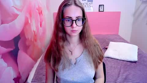 Snapshot of kristina_adel chatting on December 2024 09:17:02 AM Kristina Adel online show from December 2024 09:17:02 AM