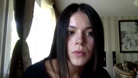 kristinalamour96 online show from September 2025 09:42:02 AM