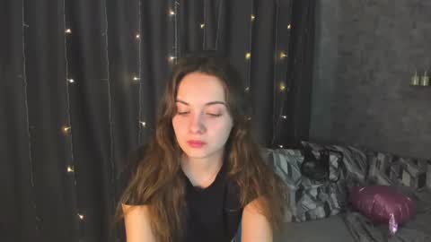 Snapshot of kristinalevis chatting on February 2025 08:25:02 PM Kristina online show from February 2025 08:25:02 PM