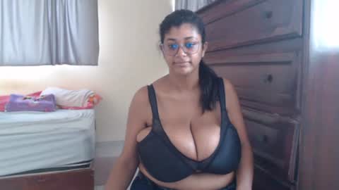KristinaMilan online show from October 2025 12:49:02 PM