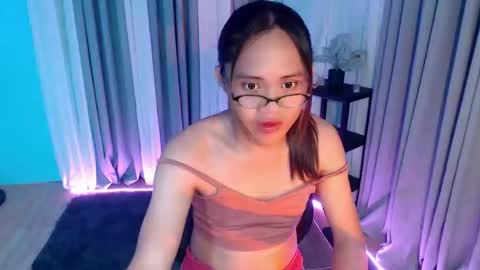 kristine_fox online show from May 2026 05:18:02 PM
